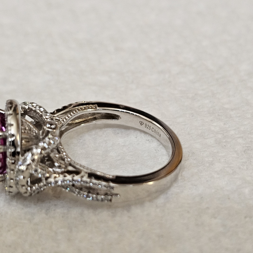 Rare Victoria Wieck Strawberry Topaz & White Zircom. Sterling Silver Size 6! - Picture 9 of 11